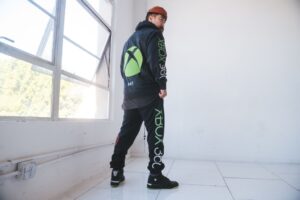 Xbox объединился с брендом BAIT для создания лимитированной коллекции одежды