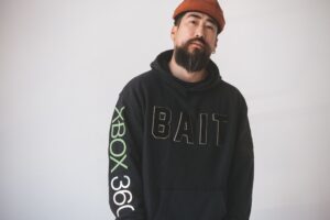 Xbox объединился с брендом BAIT для создания лимитированной коллекции одежды