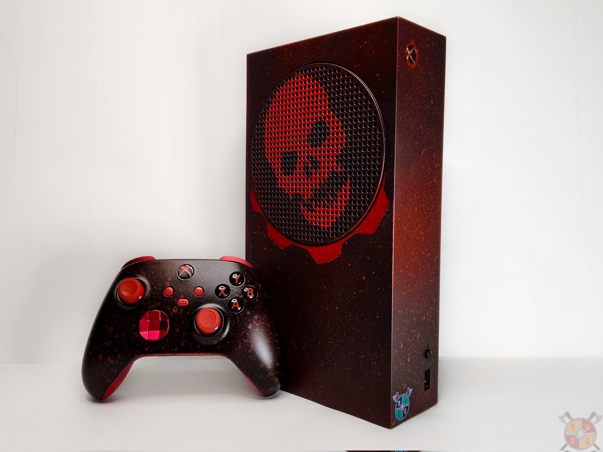 Впечатляющую Xbox Series S в дизайне Gears of War создала креативная команда: с сайта NEWXBOXONE.RU